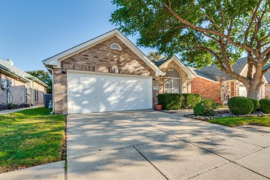 2237 Wembley Wood Lane, Bedford, TX 76022 2237 Wembley Wood Lane, Bedford, TX 76022