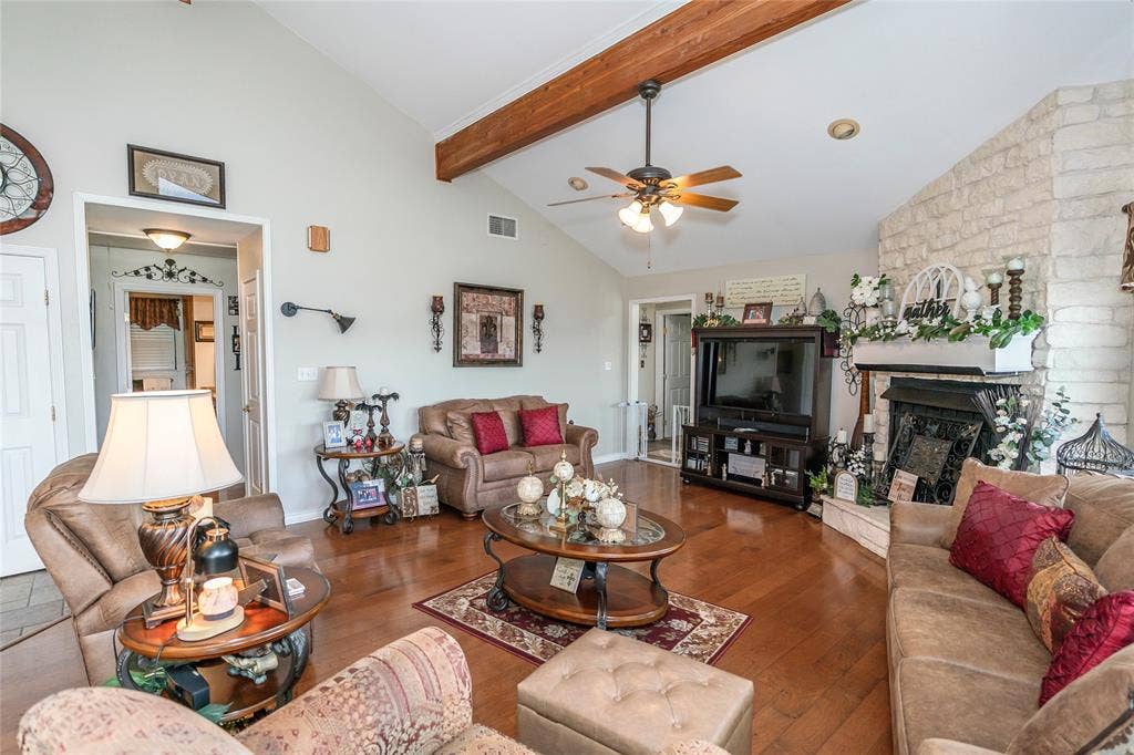 172 Cheyenne Drive, Nocona, TX 76255 172 Cheyenne Drive, Nocona, TX 76255