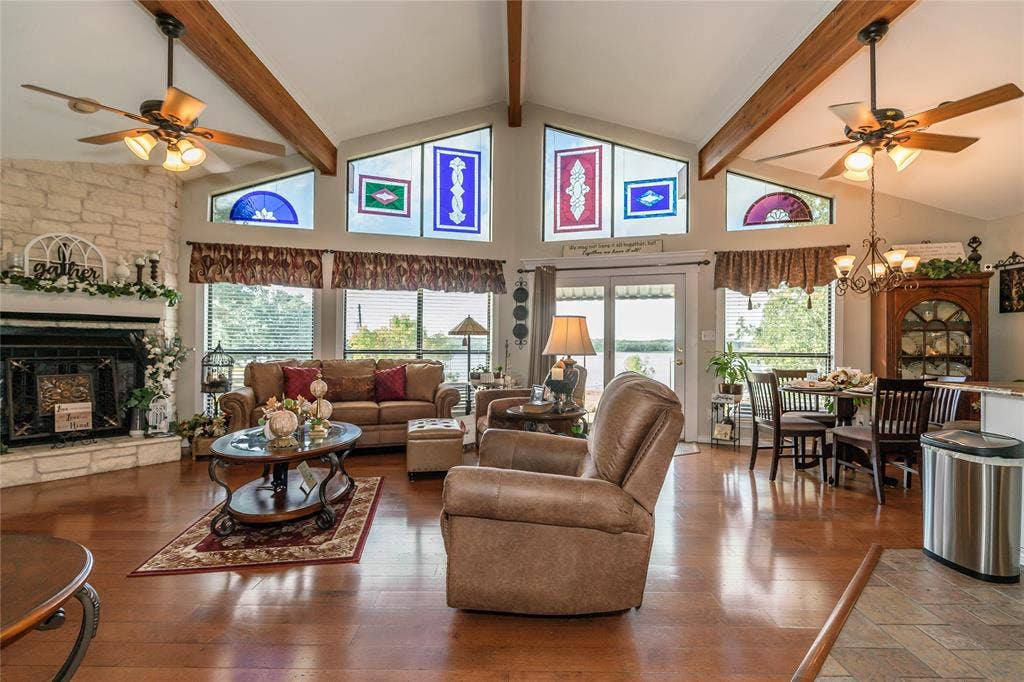 172 Cheyenne Drive, Nocona, TX 76255 172 Cheyenne Drive, Nocona, TX 76255