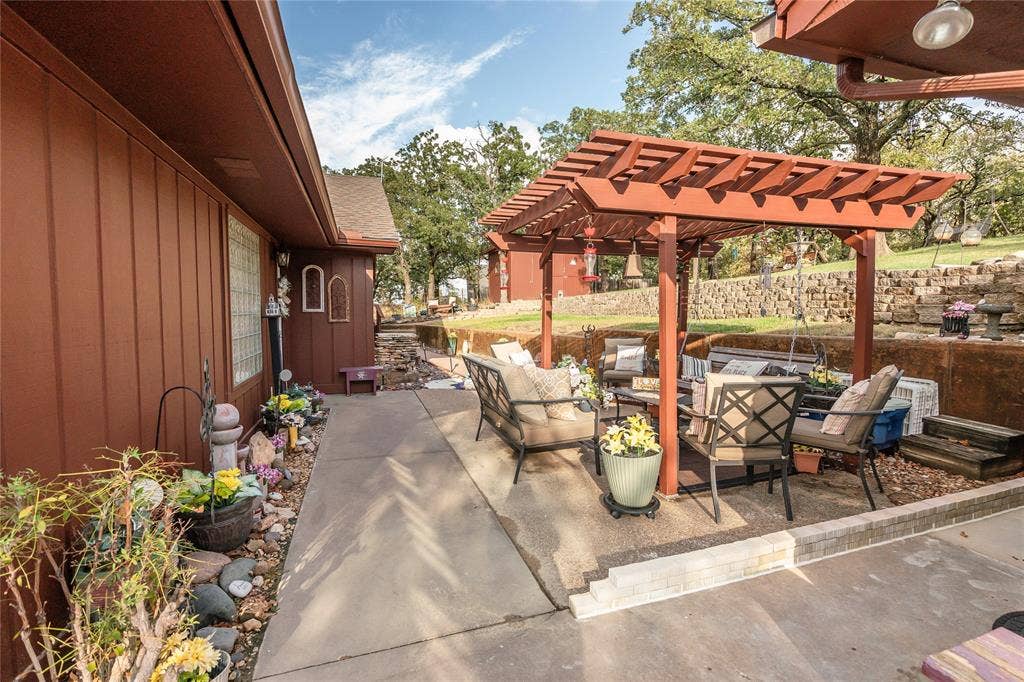 172 Cheyenne Drive, Nocona, TX 76255 172 Cheyenne Drive, Nocona, TX 76255
