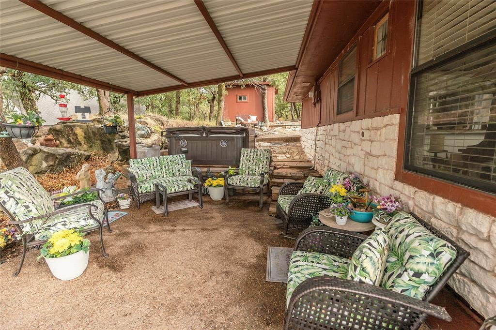 172 Cheyenne Drive, Nocona, TX 76255 172 Cheyenne Drive, Nocona, TX 76255