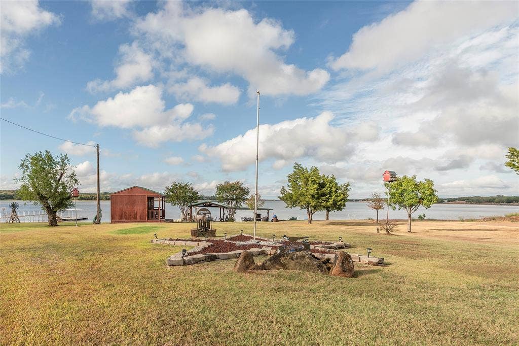 172 Cheyenne Drive, Nocona, TX 76255 172 Cheyenne Drive, Nocona, TX 76255
