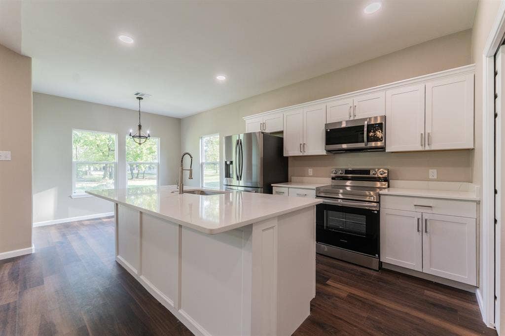 923 Putnam Street, Sulphur Springs, TX 75482