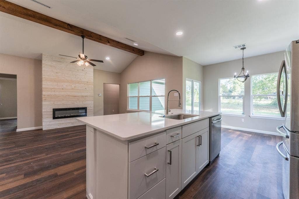 923 Putnam Street, Sulphur Springs, TX 75482