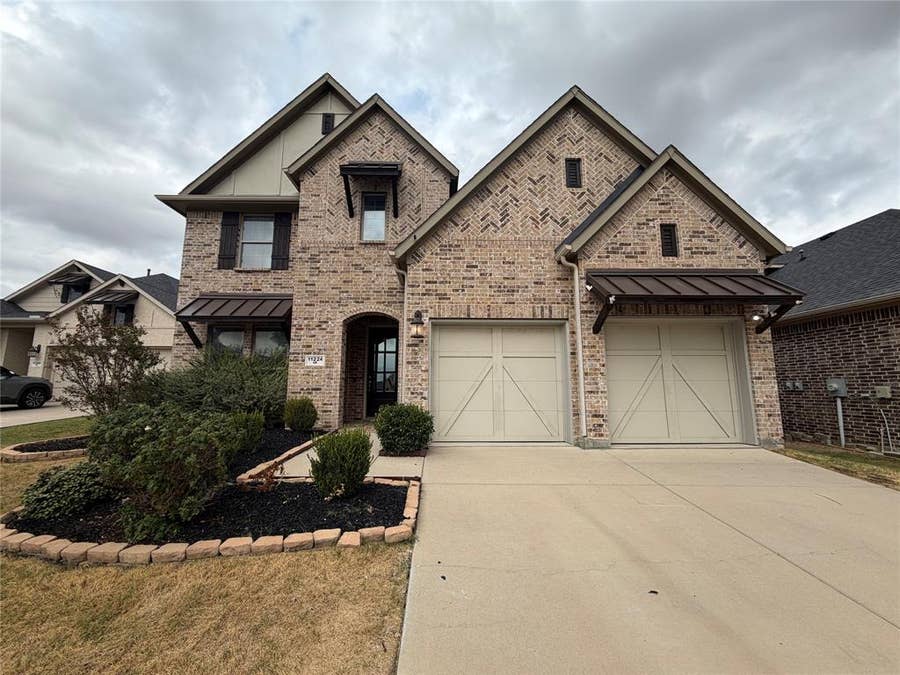 Property photo for 11224 Dusty Trail Court, Flower Mound, TX