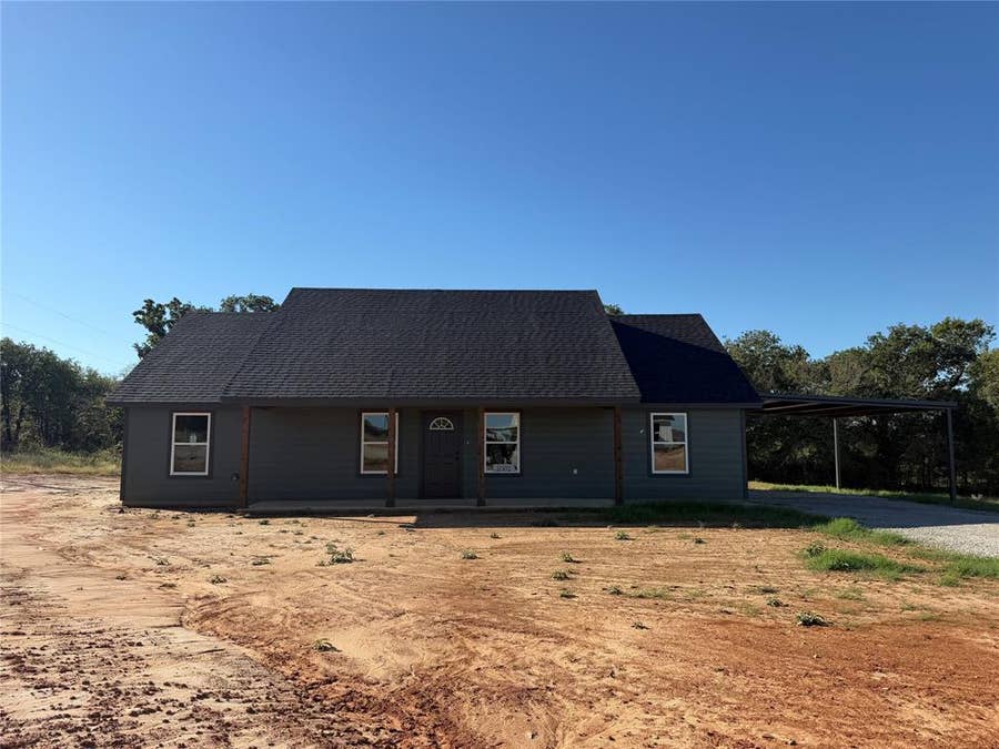 Property photo for 1001 Virgil Court, Springtown, TX
