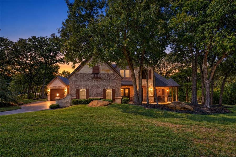 Property photo for 7 Shorehaven Lane, Hickory Creek, TX