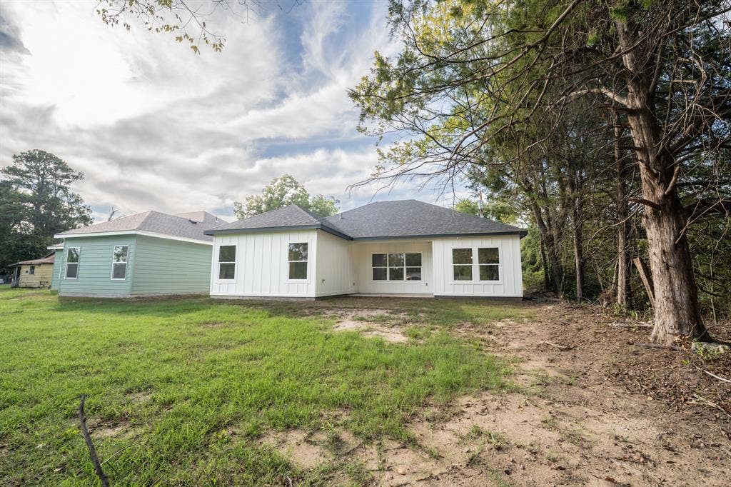 921 Putnam, Sulphur Springs, TX 75482