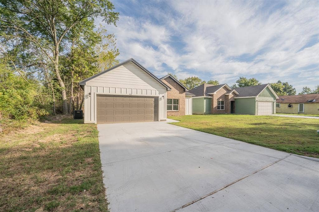 921 Putnam, Sulphur Springs, TX 75482