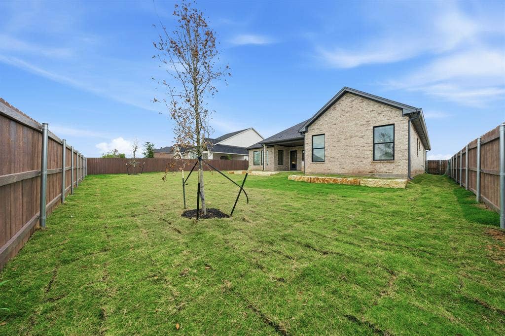 1321 Tahonta Drive, Hewitt, TX 76643 1321 Tahonta Drive, Hewitt, TX 76643