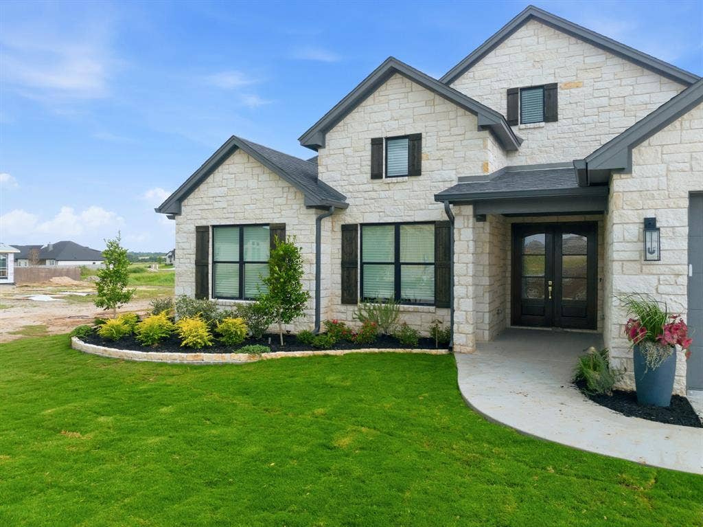 1321 Tahonta Drive, Hewitt, TX 76643 1321 Tahonta Drive, Hewitt, TX 76643