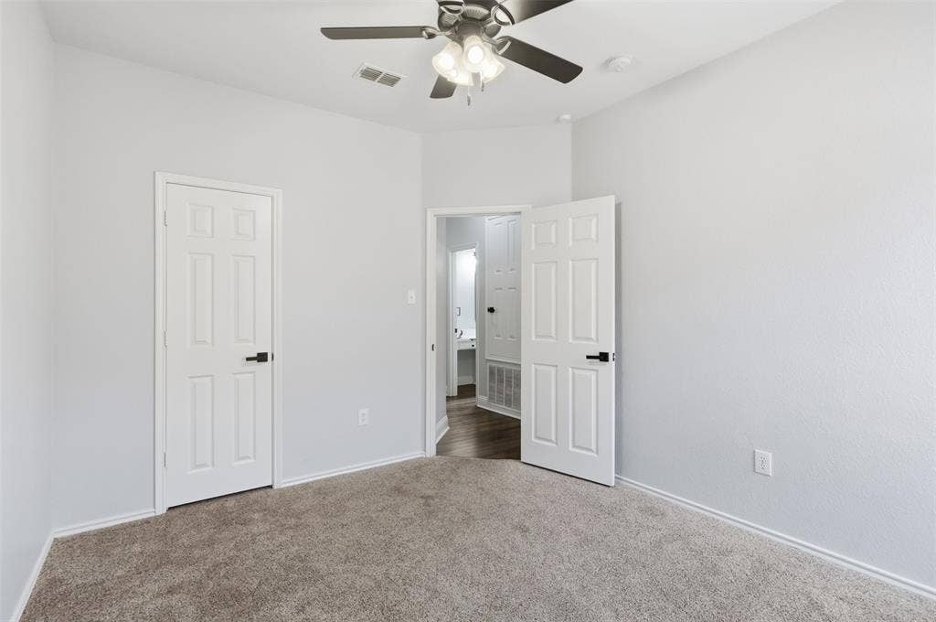315 Londonderry Lane, Mansfield, TX 76063