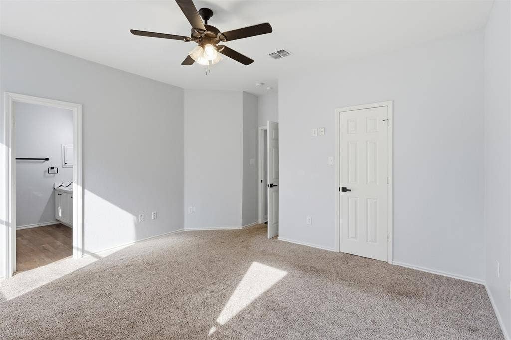 315 Londonderry Lane, Mansfield, TX 76063