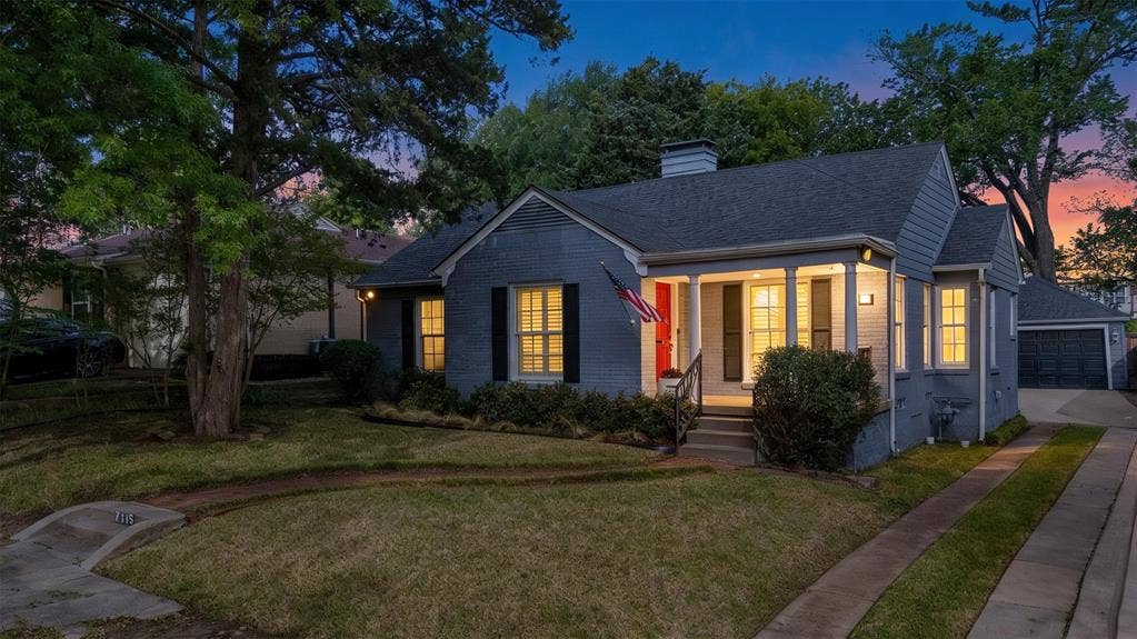 7119 Vivian Avenue, Dallas, TX 75223 7119 Vivian Avenue, Dallas, TX 75223