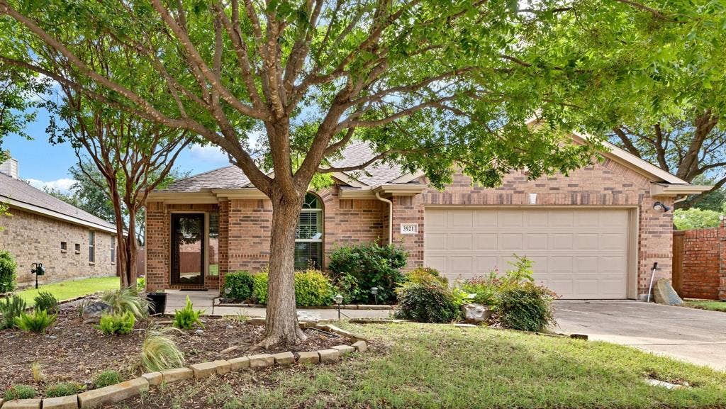 3921 Pitchstone Drive, McKinney, TX 75070 3921 Pitchstone Drive, McKinney, TX 75070