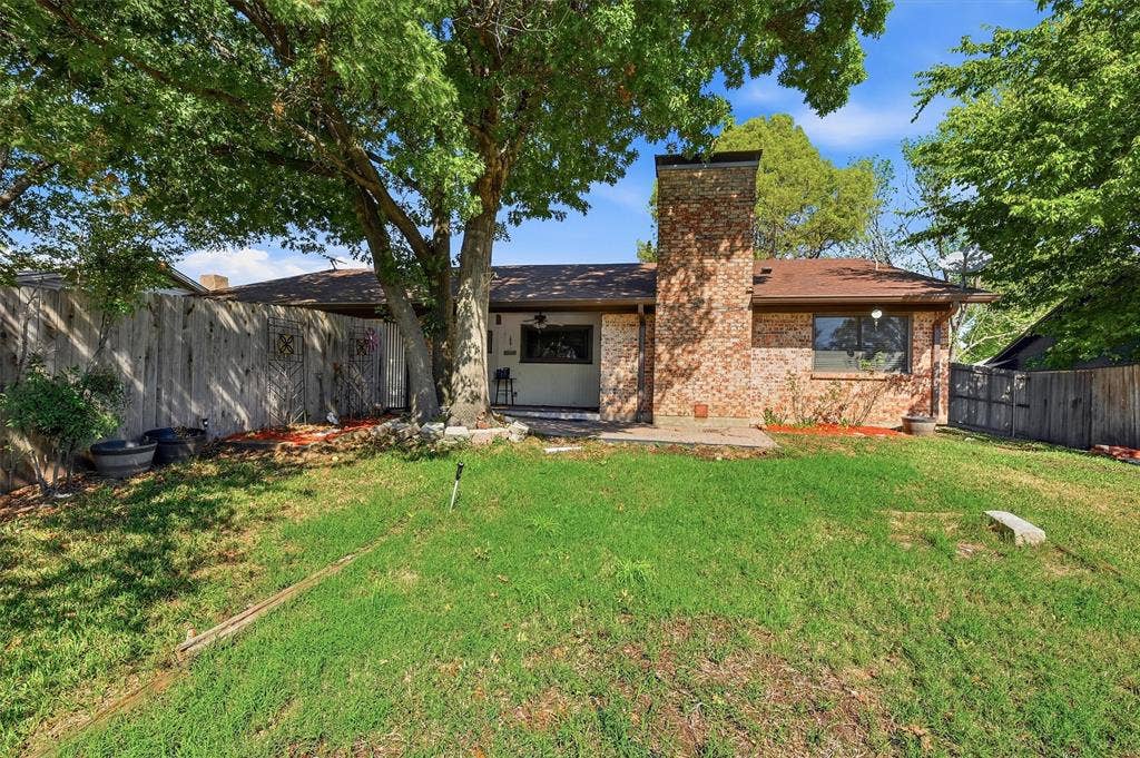 1826 Skyline Drive, Sherman, TX 75092