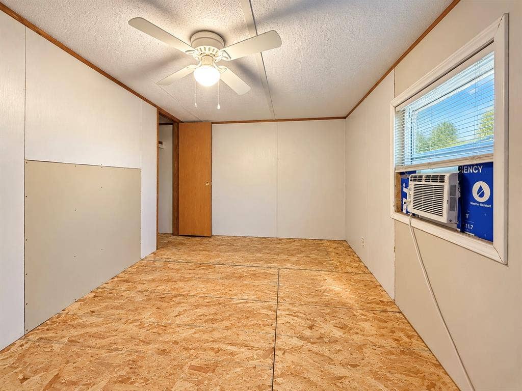 708 Lincoln Street, Campbell, TX 75422 708 Lincoln Street, Campbell, TX 75422