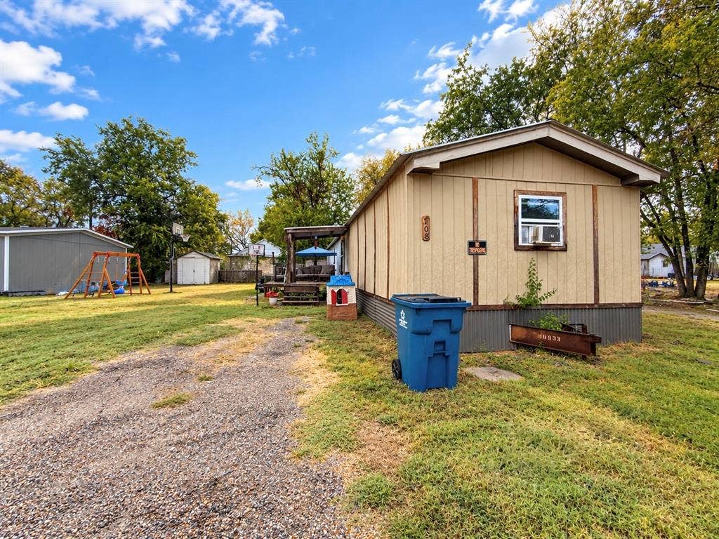 708 Lincoln Street, Campbell, TX 75422 708 Lincoln Street, Campbell, TX 75422