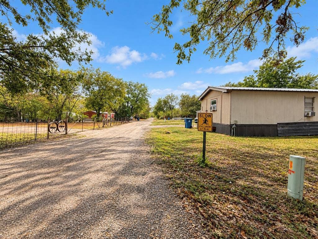 708 Lincoln Street, Campbell, TX 75422 708 Lincoln Street, Campbell, TX 75422