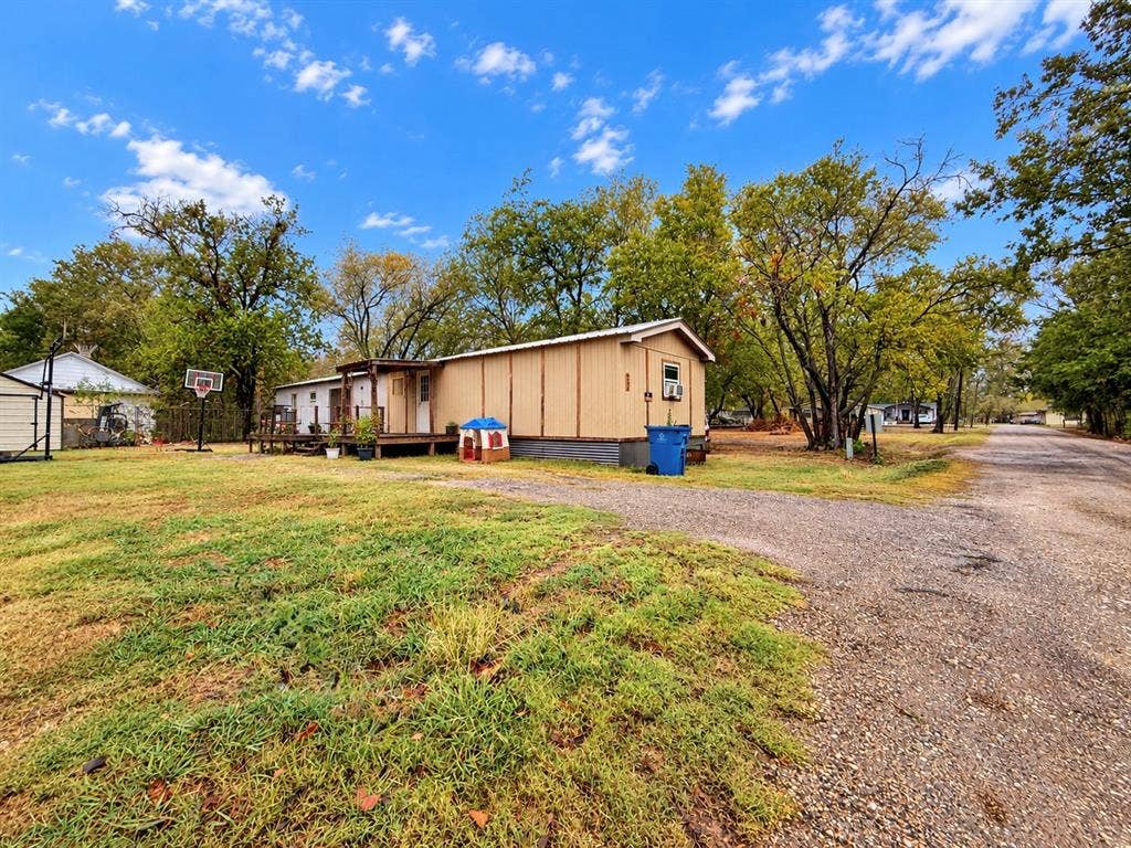 708 Lincoln Street, Campbell, TX 75422 708 Lincoln Street, Campbell, TX 75422