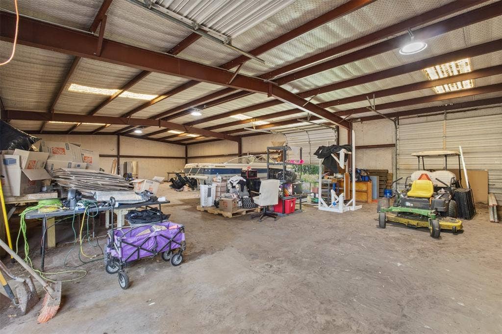14847 N 3rd Street, Scurry, TX 75158 14847 N 3rd Street, Scurry, TX 75158