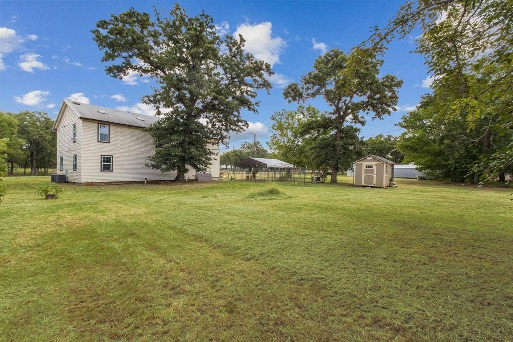 14847 N 3rd Street, Scurry, TX 75158 14847 N 3rd Street, Scurry, TX 75158