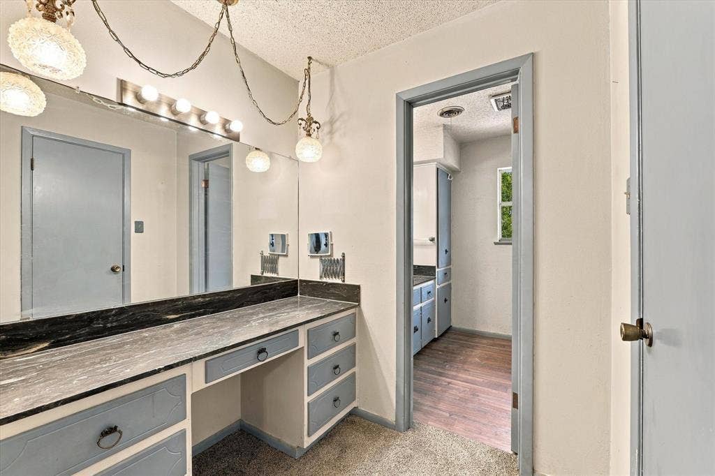 1140 Sierra Drive, Woodway, TX 76712 1140 Sierra Drive, Woodway, TX 76712