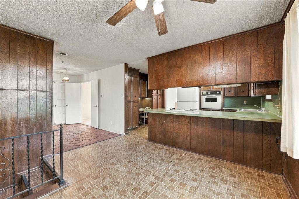 1140 Sierra Drive, Woodway, TX 76712 1140 Sierra Drive, Woodway, TX 76712