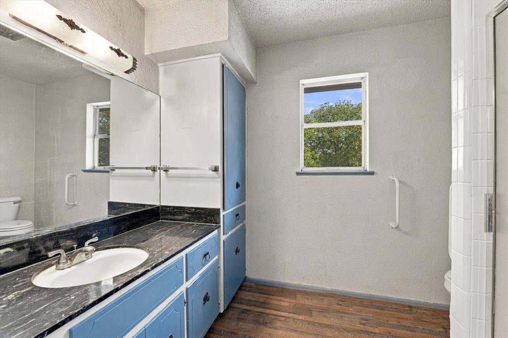 1140 Sierra Drive, Woodway, TX 76712 1140 Sierra Drive, Woodway, TX 76712
