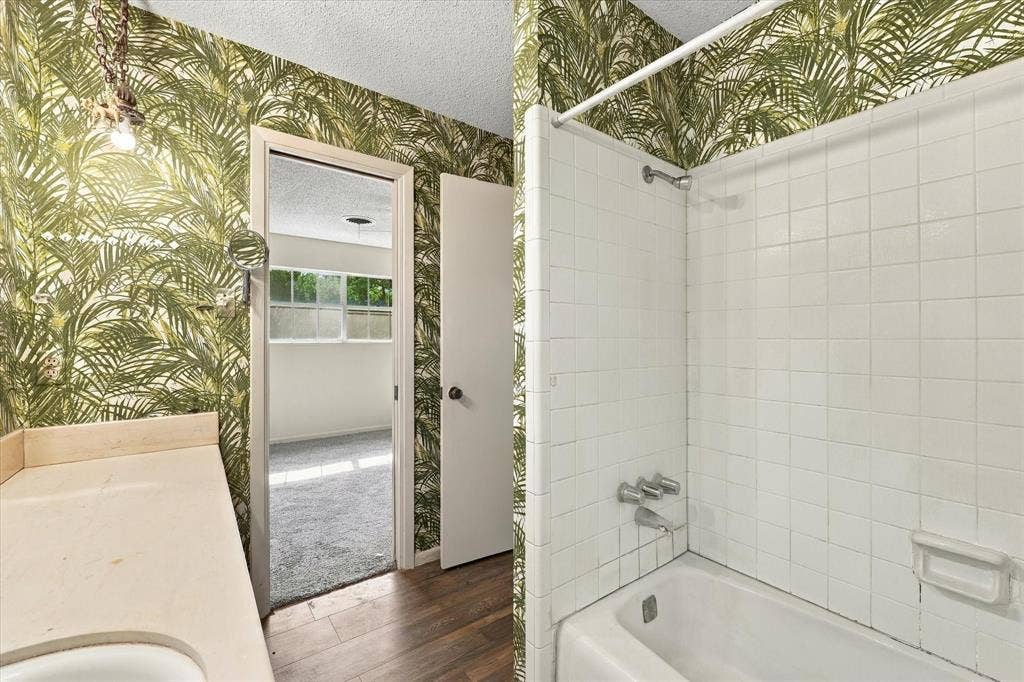 1140 Sierra Drive, Woodway, TX 76712 1140 Sierra Drive, Woodway, TX 76712