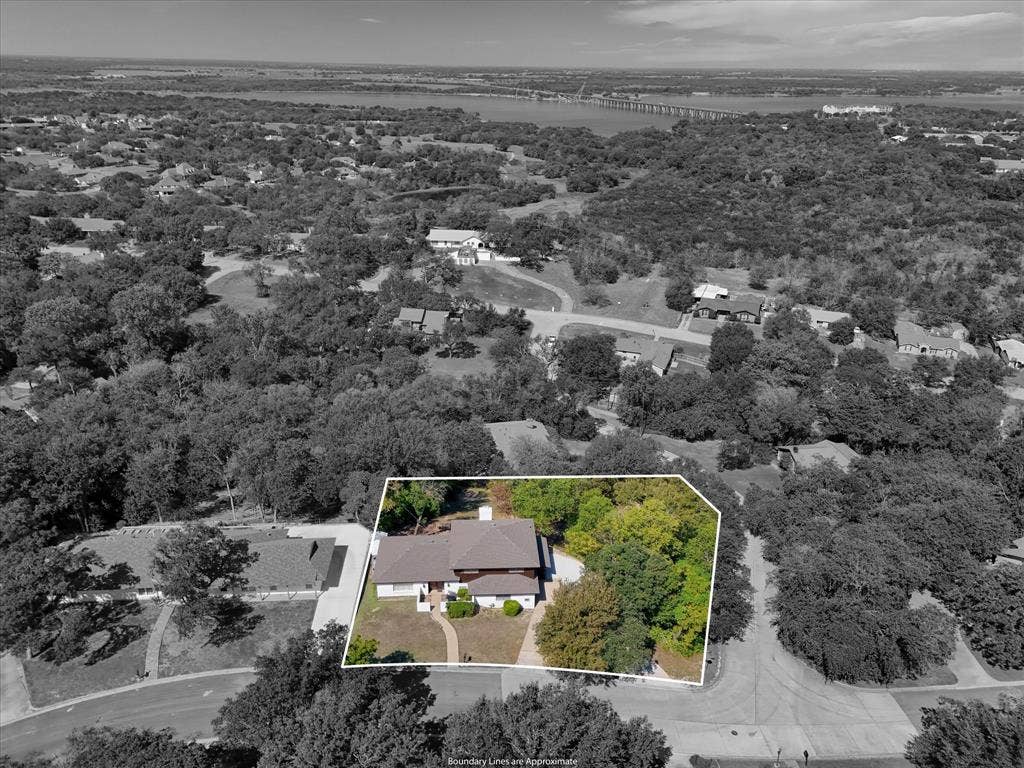 1140 Sierra Drive, Woodway, TX 76712 1140 Sierra Drive, Woodway, TX 76712
