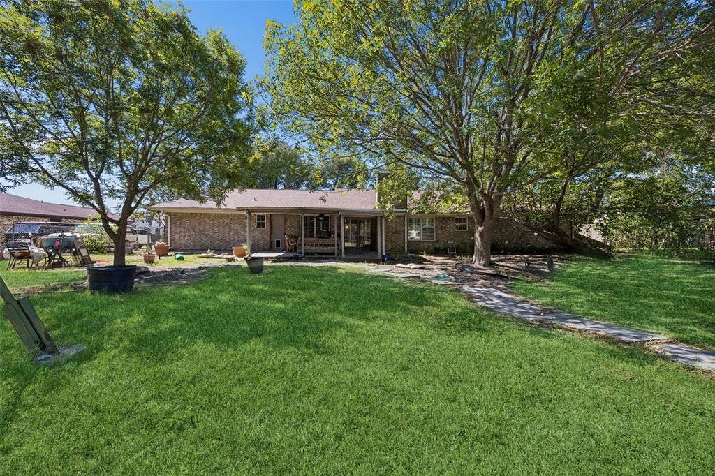 6420 Lumley Road, Mesquite, TX 75181 6420 Lumley Road, Mesquite, TX 75181