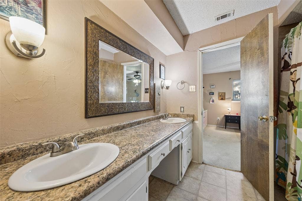 6420 Lumley Road, Mesquite, TX 75181 6420 Lumley Road, Mesquite, TX 75181