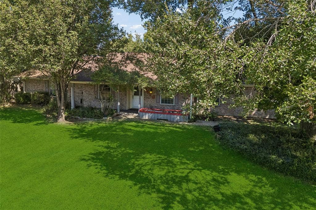 6420 Lumley Road, Mesquite, TX 75181 6420 Lumley Road, Mesquite, TX 75181