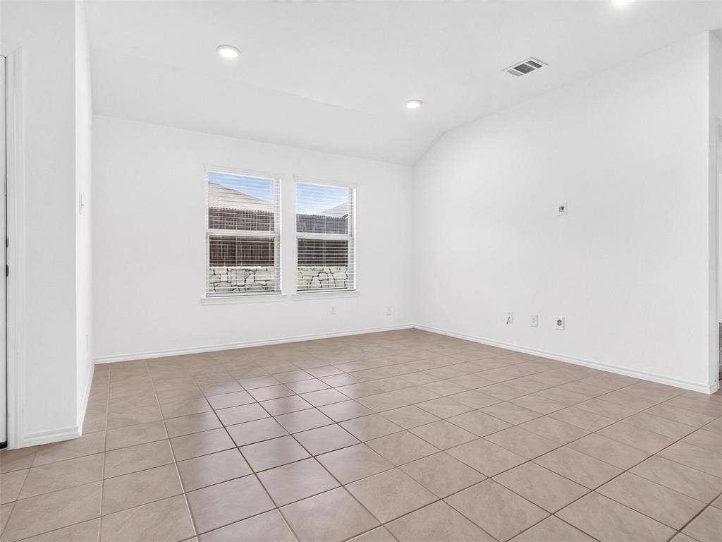 1111 Meadow Side Drive, Princeton, TX 75407 1111 Meadow Side Drive, Princeton, TX 75407