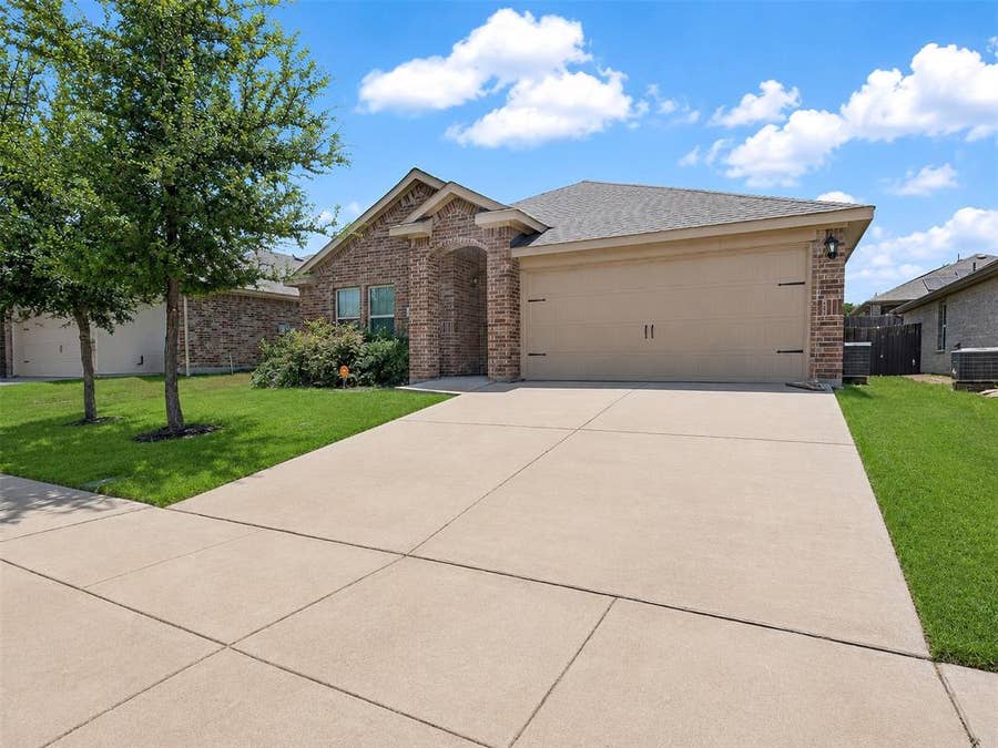 Property photo for 1111 Meadow Side Drive, Princeton, TX