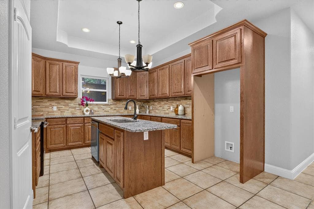 2505 Edd Road, Dallas, TX 75253
