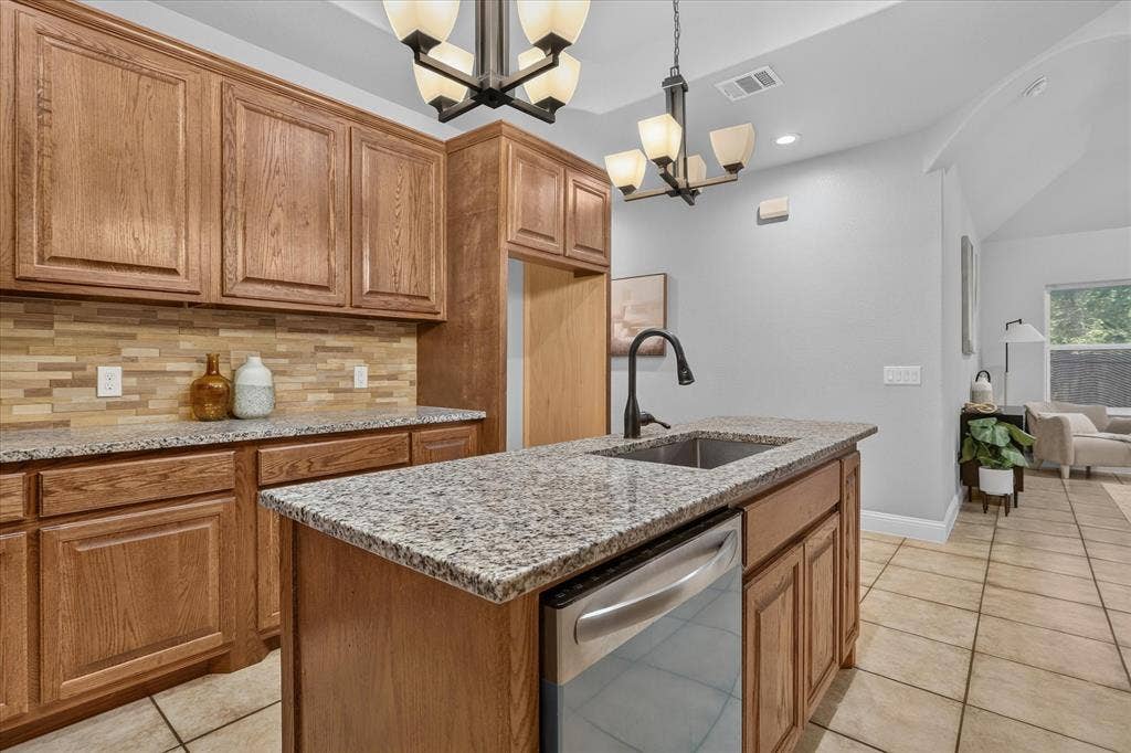 2505 Edd Road, Dallas, TX 75253