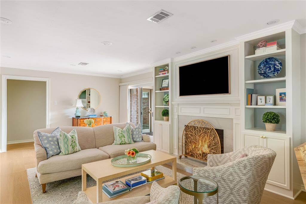 6906 Sperry Street, Dallas, TX 75214