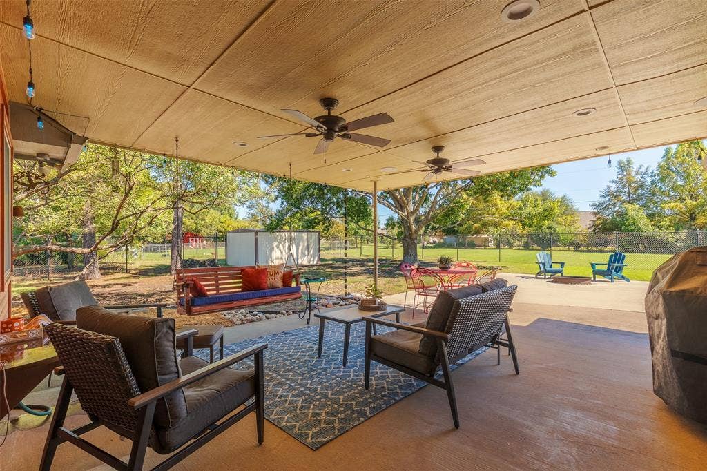 2225 The Crossings Drive, Lowry Crossing, TX 75069 2225 The Crossings Drive, Lowry Crossing, TX 75069
