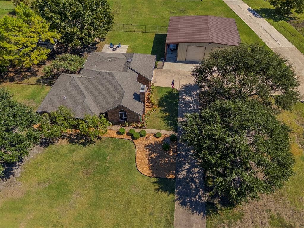 2225 The Crossings Drive, Lowry Crossing, TX 75069 2225 The Crossings Drive, Lowry Crossing, TX 75069