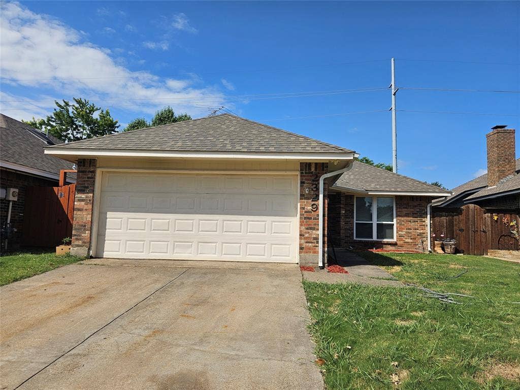 2329 Shalimar Drive, Garland, TX 75040 2329 Shalimar Drive, Garland, TX 75040