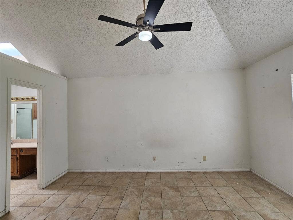 2329 Shalimar Drive, Garland, TX 75040 2329 Shalimar Drive, Garland, TX 75040