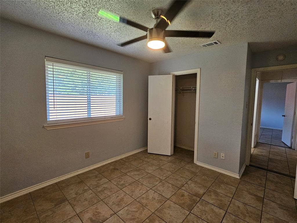 2329 Shalimar Drive, Garland, TX 75040 2329 Shalimar Drive, Garland, TX 75040