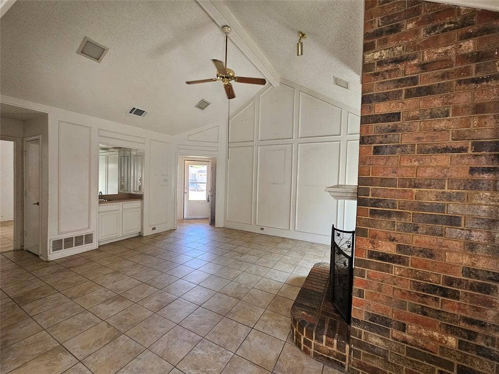 2329 Shalimar Drive, Garland, TX 75040 2329 Shalimar Drive, Garland, TX 75040