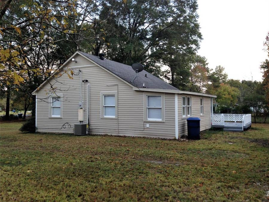 Property photo for 1213 Palmetto Road, Benton, LA