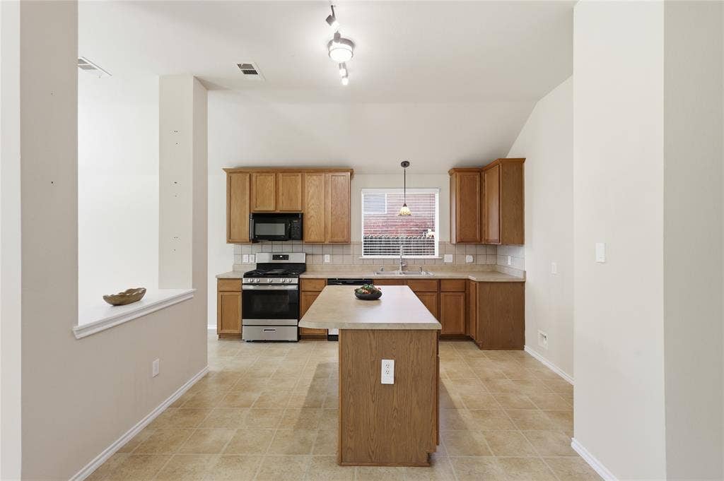 1273 Stone Lane, Celina, TX 75009 1273 Stone Lane, Celina, TX 75009