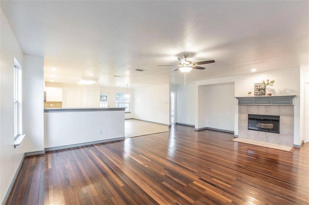 3142 Dusty Oak Drive, Dallas, TX 75227