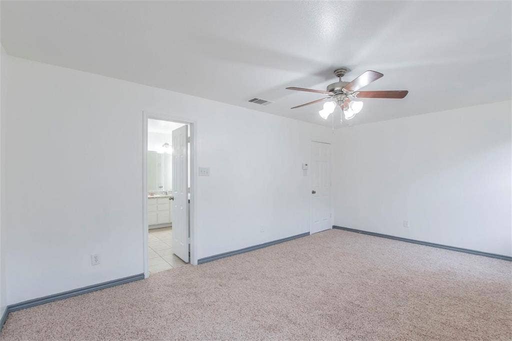 3142 Dusty Oak Drive, Dallas, TX 75227