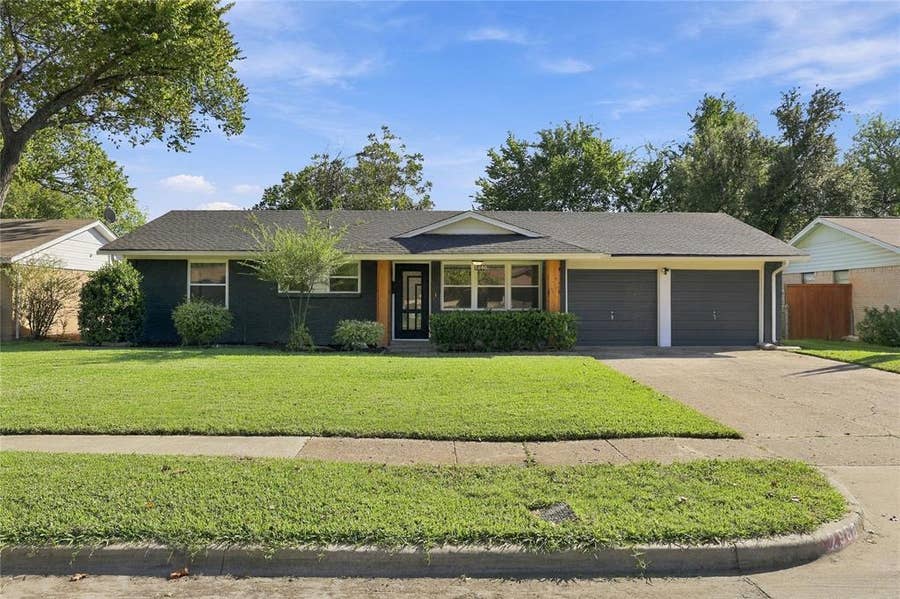 Property photo for 2960 Amber Lane, Farmers Branch, TX